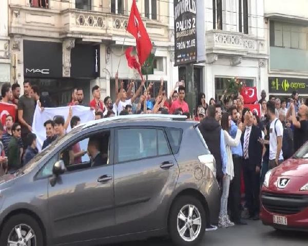 Cumhurbaşkanı Erdoğan'a Brüksel'de sürpriz sevgi gösterisi - Resim: 2