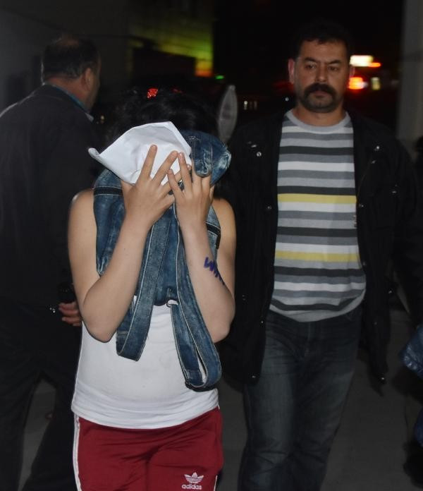 Konya polisi sokakta fuhuş yapan 11 kadını gözaltına aldı - Resim: 5