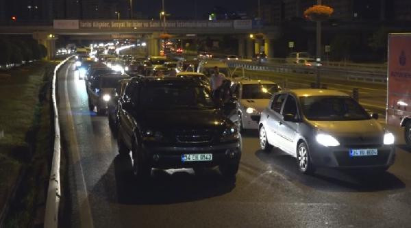 İstanbul'da tuhaf kaza: Bir şeyiniz var mı diye sorup kaçtılar! - Resim: 2