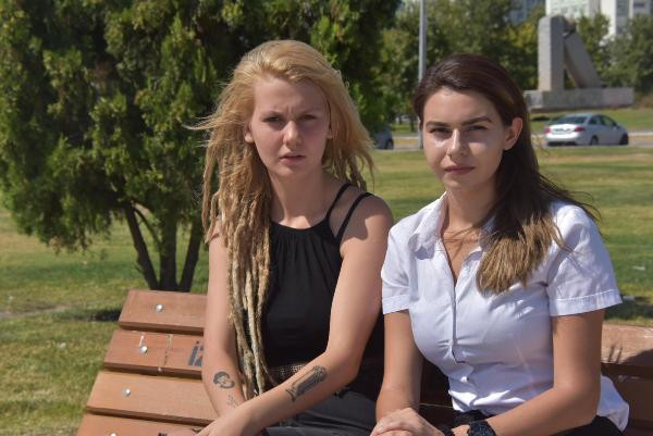 İzmir'de polisin saldırısına uğrayan iki kızdan flaş açıklamalar - Resim: 2