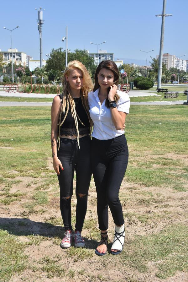 İzmir'de polisin saldırısına uğrayan iki kızdan flaş açıklamalar - Resim: 3