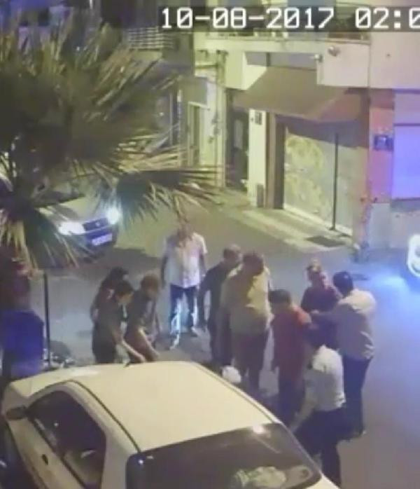 İzmir'de polisin saldırısına uğrayan iki kızdan flaş açıklamalar - Resim: 6