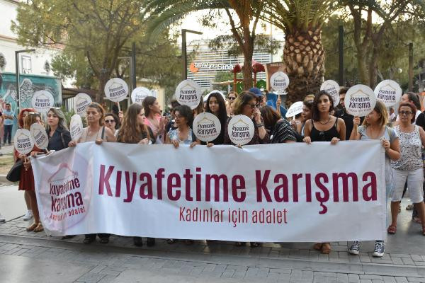 Kadınlardan Derya Kılıç ve Seray Gürer'e destek eylemi - Resim: 2