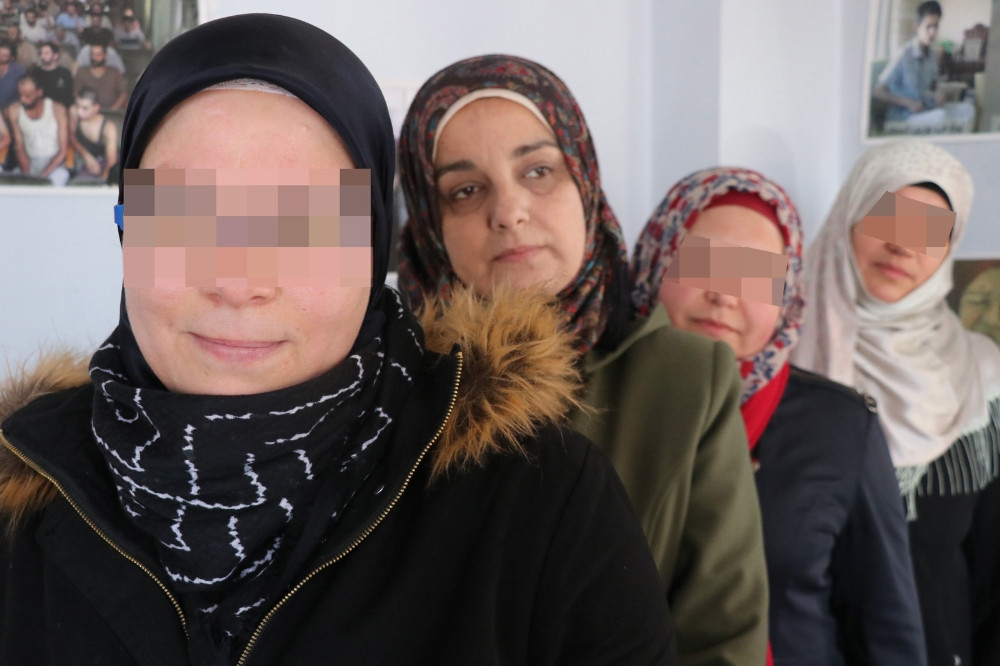 Suriye’de tecavüze uğrayan kadınlar dehşet anlarını anlattı - Resim: 1