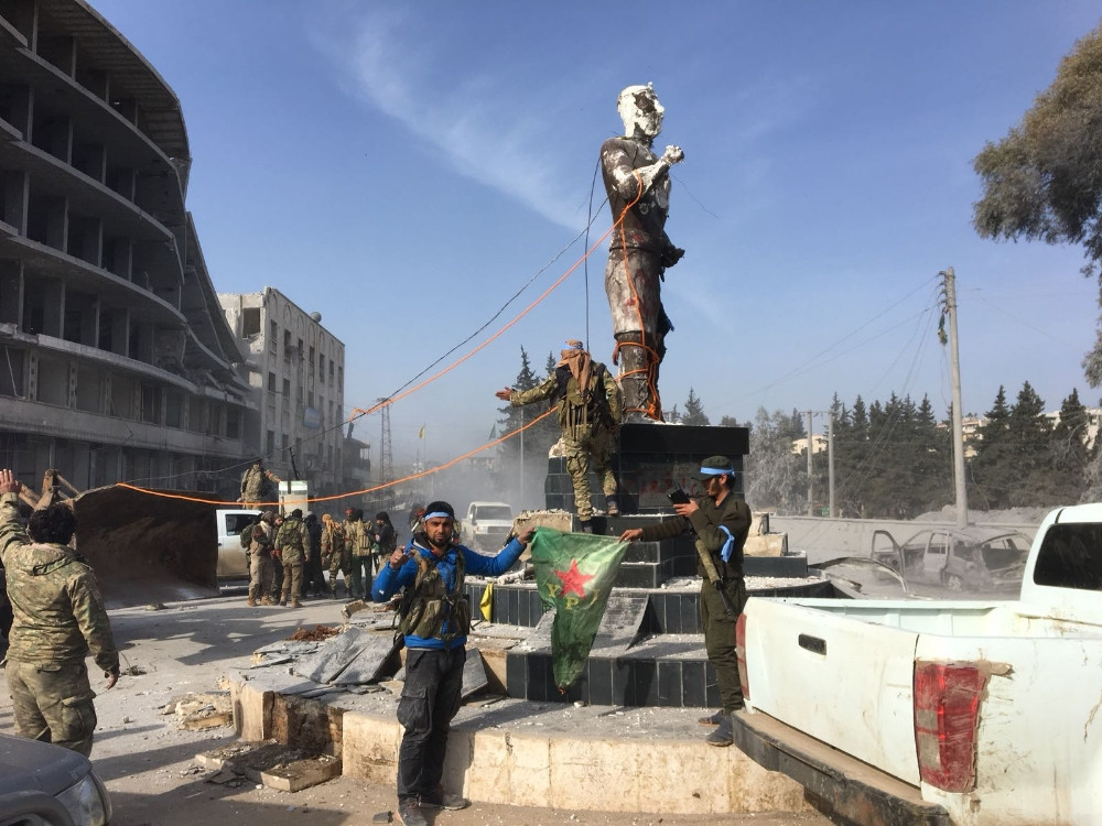 ÖSO Afrin kent merkezinde kontrolü sağladı.. İlk görüntüler - Resim: 3