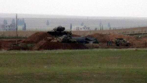 Rus askerlerinin yerleştiği Kamışlı'nın karşısı... Nusaybin'de Suriye sınırına hendek kazılıyor! - Resim: 3