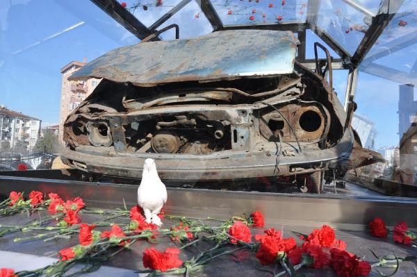 Uğur Mumcu'nun bombalanan otomobili Eskişehir'de - Resim: 7