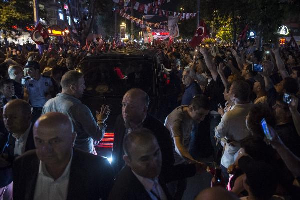 Muharrem İnce'den Kadıköy'de gece mitingi - Resim: 3