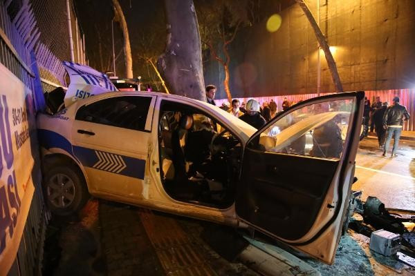 Beşiktaş'ta trafik kazası: 1 polis şehit, 1 polis yaralı - Resim: 2