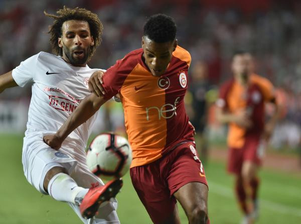 Galatasaray Antalyaspor deplasmanında kazandı: Antalyaspor Galatasaray 0-1 - Resim: 4