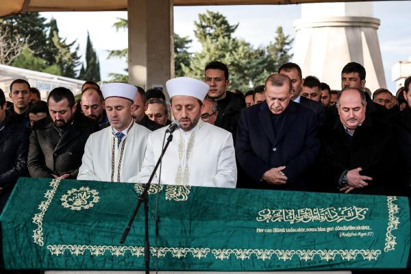 Cumhurbaşkanı Erdoğan, Kadir Turgut'un cenaze namazına katıldı - Resim: 6