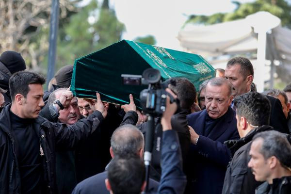 Cumhurbaşkanı Erdoğan, Kadir Turgut'un cenaze namazına katıldı - Resim: 7