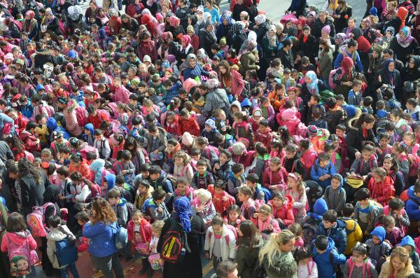 Türkiye’nin en kalabalık ilkokulu: Tam 5300 öğrencisi var - Resim: 3
