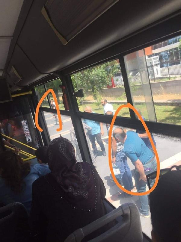 Otobüste küfürlü konuşan gençleri uyaran yolcu bıçaklandı! - Resim: 1