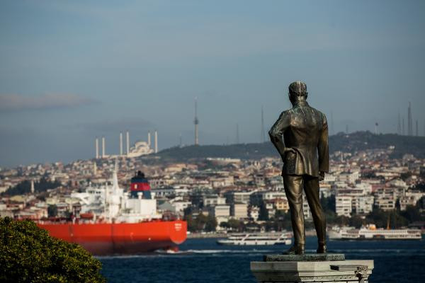 İlk yapılan Atatürk'ün heykeli içler acısı halde - Resim: 2