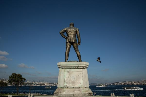 İlk yapılan Atatürk'ün heykeli içler acısı halde - Resim: 4