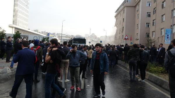 AKP'li belediye tarikat yurdunu yıktı: Tekbirlerle direndiler ama.. - Resim: 6