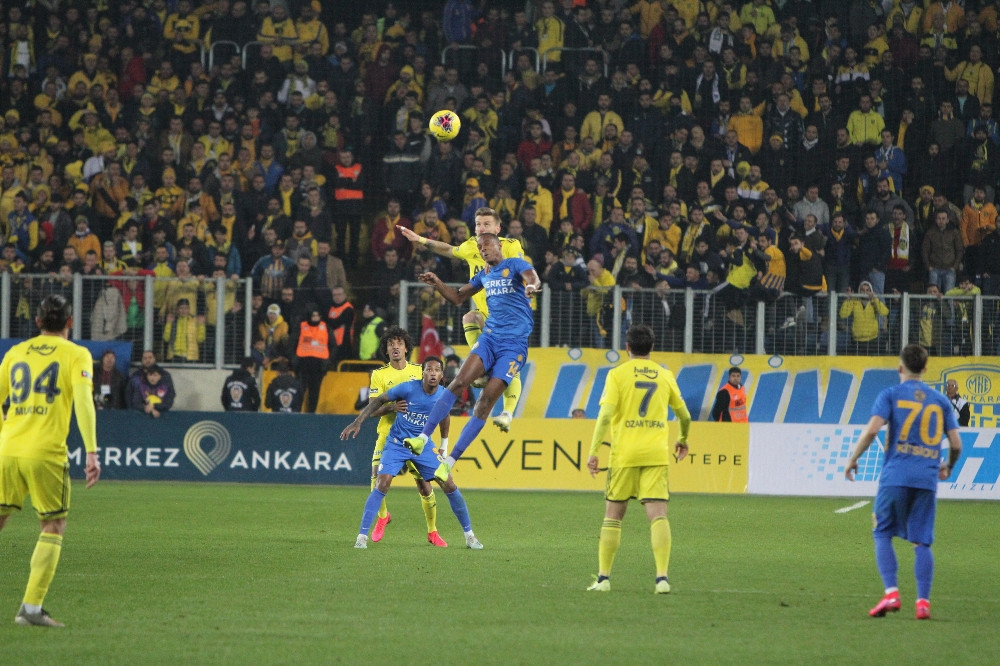 Fenerbahçe Ankaragücü maçından kareler - Resim: 4