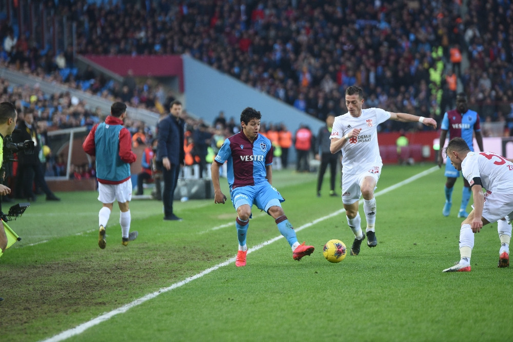 Trabzonspor Sivasspor’u 2-1 yendi, zirveye çıktı - Resim: 2