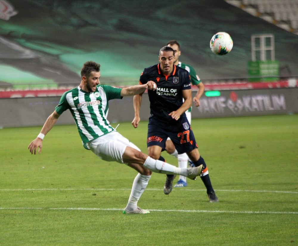 Konyaspor karşısında Başakşehir darmadağın oldu 4-3 - Resim: 1