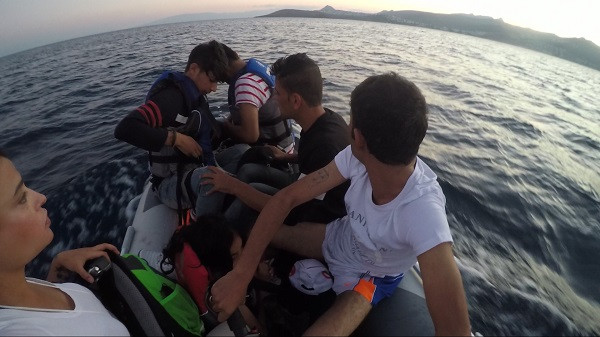 TRT ekibi mülteci botuna bindi Yunanistan'a kaçak gitti. - Resim: 2