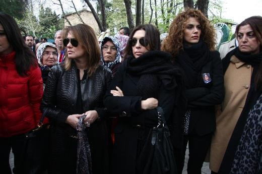 ŞULE SAVCI DAMYAN - MedyaFaresi.com