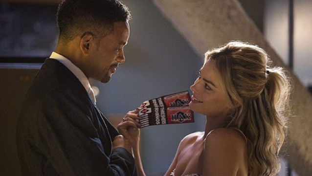 Makyajsız Sharon Stone tanınmayacak halde - Resim: 2