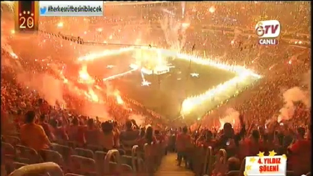 Galatasaray kupayı kaldırdı! 4 yıldızlı şampiyonluk şöleni - Resim: 1