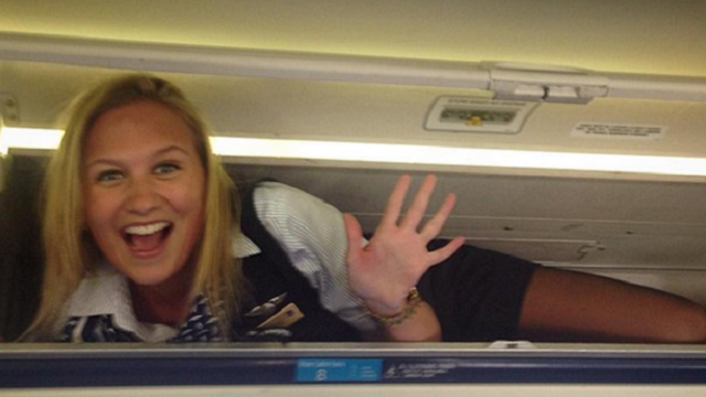 Dünden bugüne hosteslerin kıyafetleri - Resim: 2