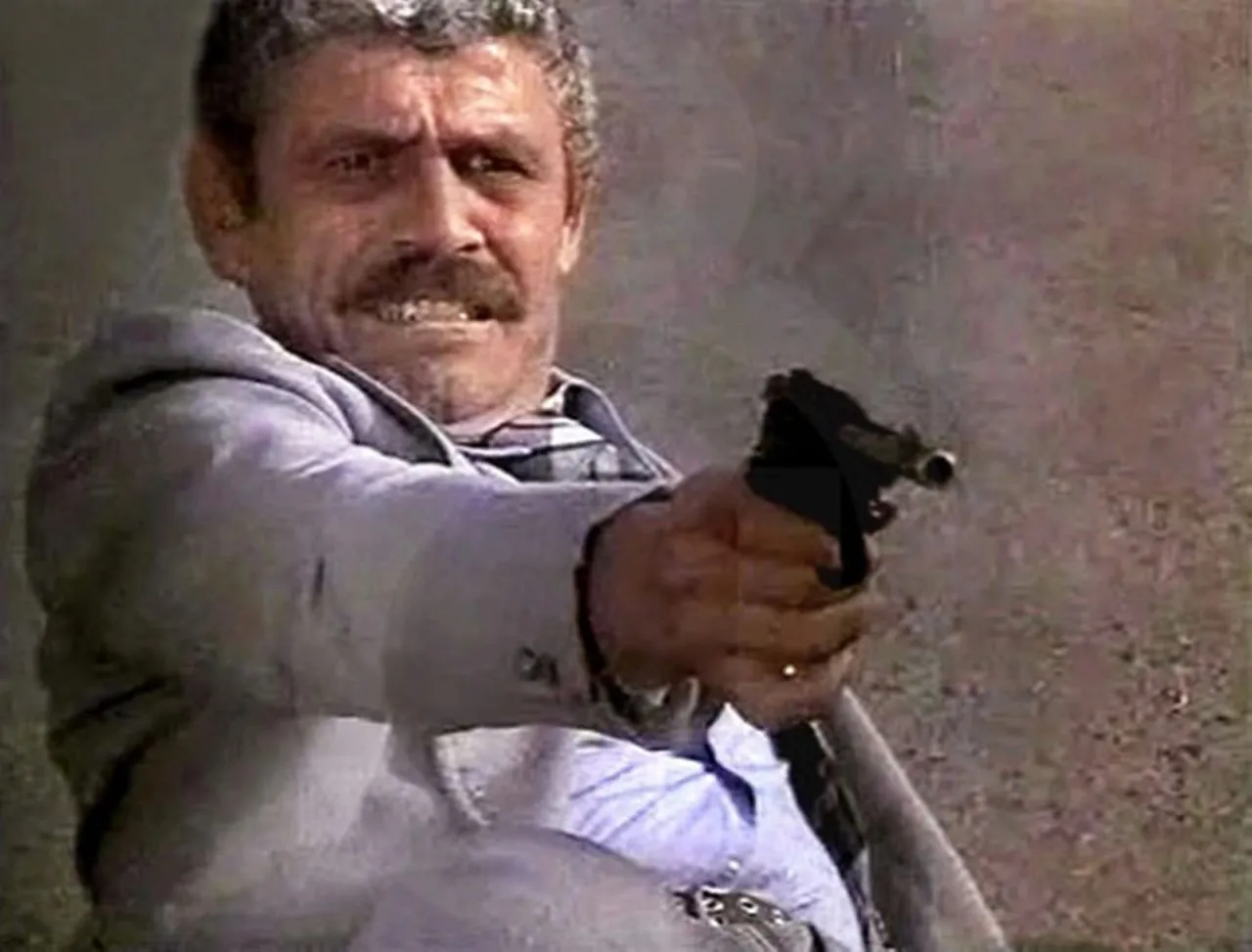 Yeşilçam'ın Kötü Adamı İhsan Gedik'ten Erotik Film İtirafı