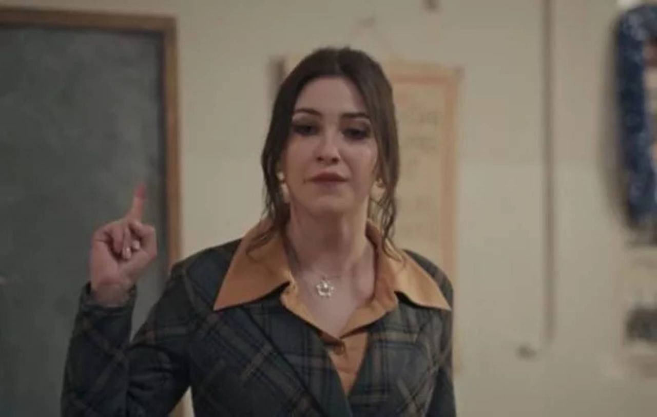 Yüz Yıllık Mucize'de Genç Süreyya'yı Oynayan Cemre Gümeli'yi Görenler Hayret Ediyor