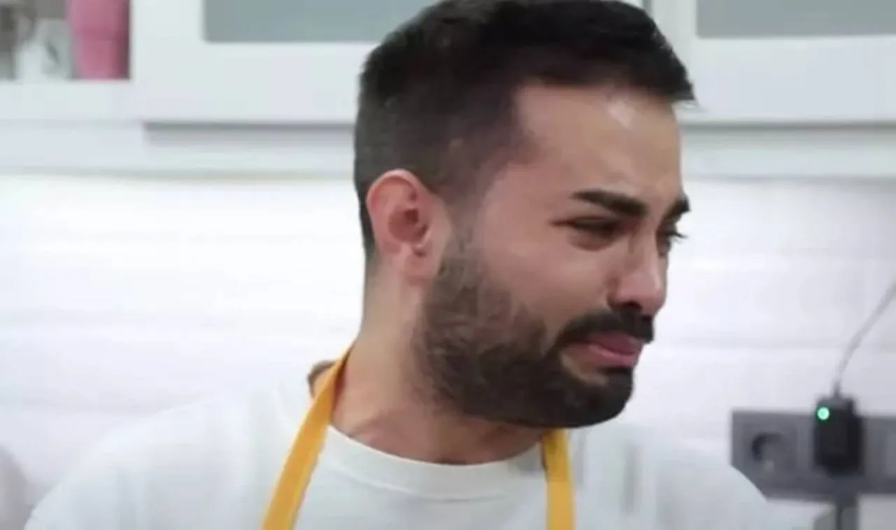 Kadir Ezildi Hüngür Hüngür Ağladı, Yayına Devam Edemedi