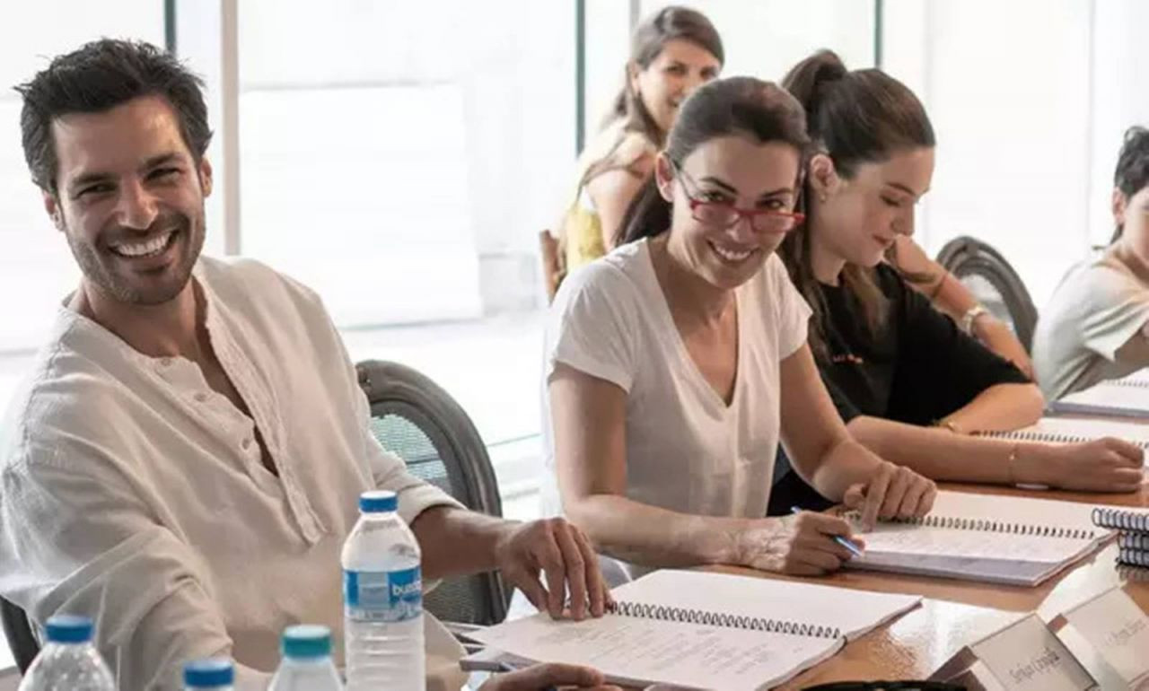Ayça Ayşin Turan ve Serkan Çayoğlu FOX'un yeni dizisi Kader Bağları için buluştu