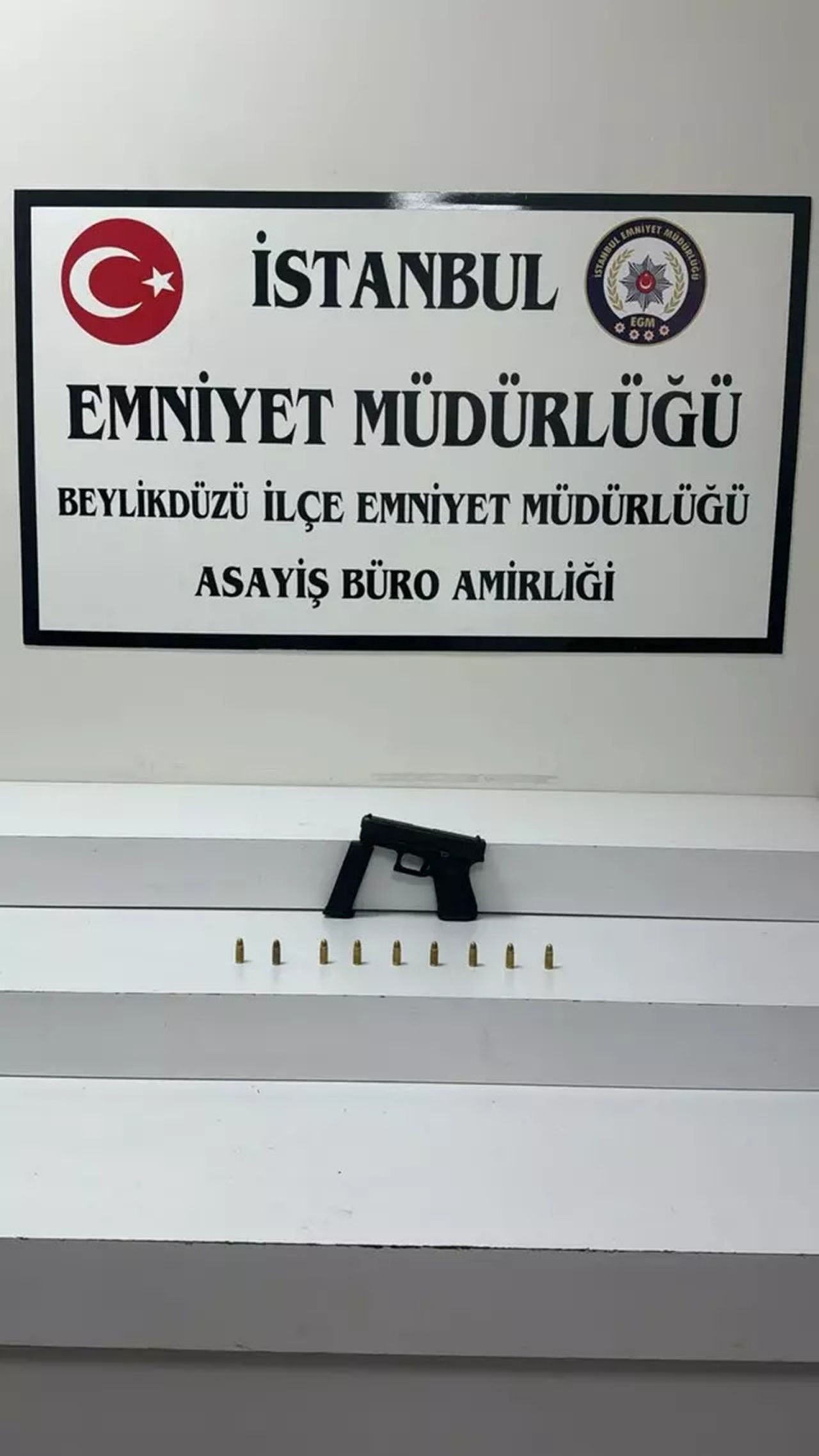 Sosyal medya fenomeni Banu Parlak gözaltına alındı