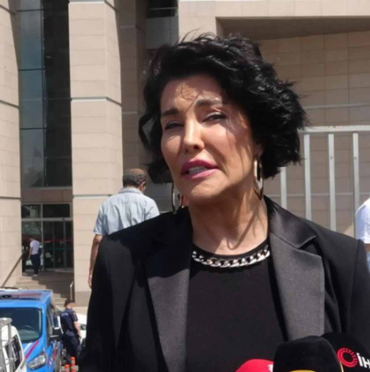 Deniz Akkaya hakkında yakalama kararı istendi! İşte soruşturmanın nedeni