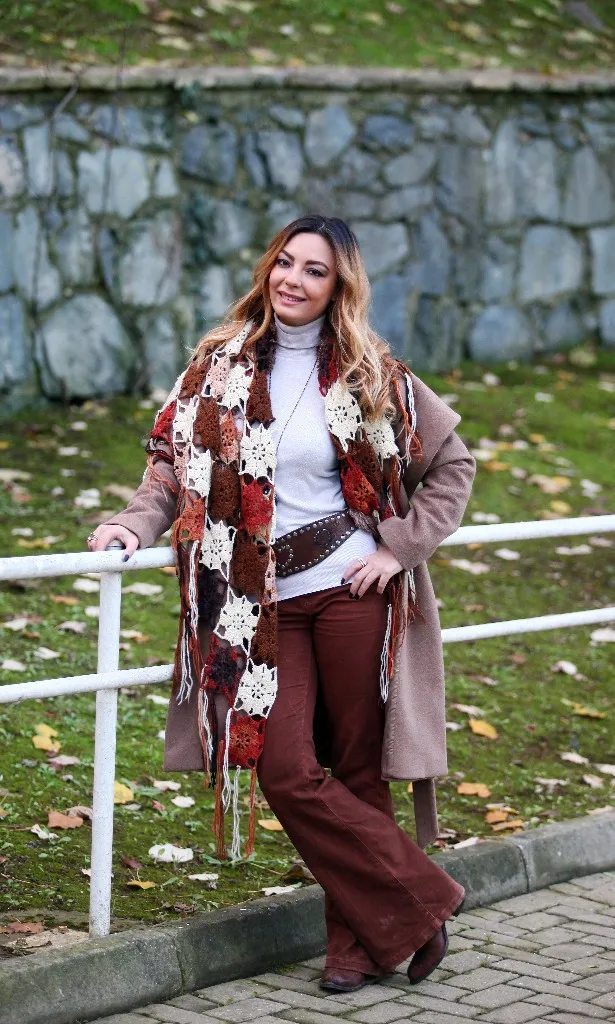 Özge Özder