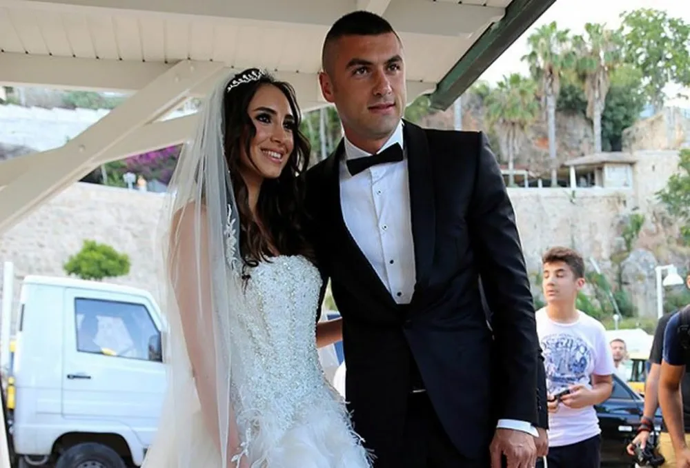 Burak Yılmaz ile İstem Yılmaz boşanıyor mu?