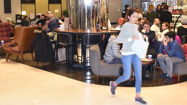 Sevgilisi Onur Buldu'yu ortada bıraktı