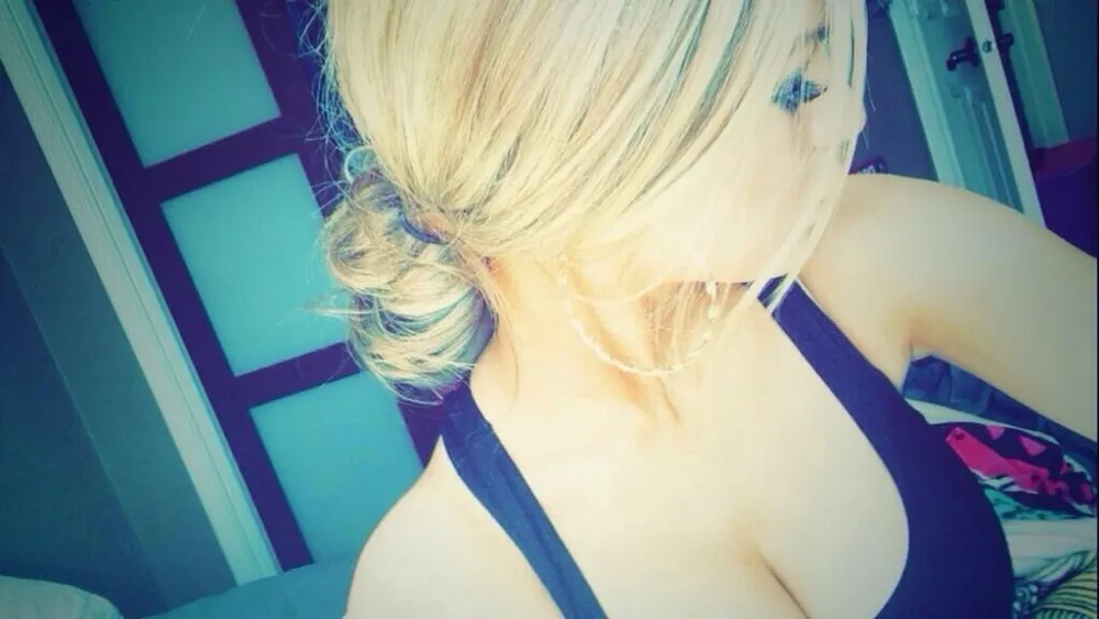 Alyssa Nelson