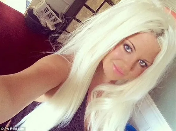 Carly Mersola barbie bebeğe benzemek için servet harcadı