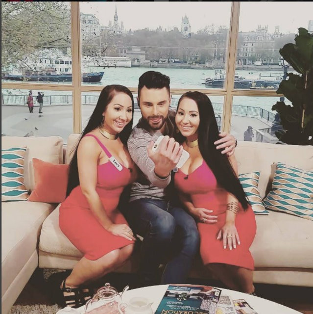 İkizler aynı adamla evlenecek