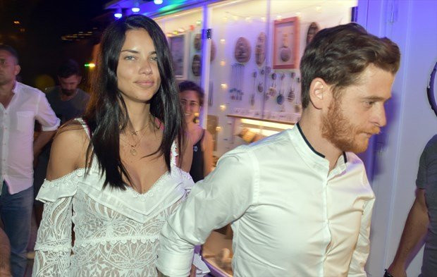 Metin Hara'nın sevgilisi Adriana Lima'dan seksi paylaşım