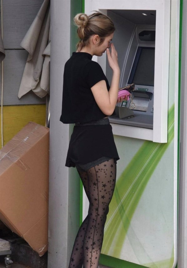 Aleyna Tilki'nin ATM'deki zor anları