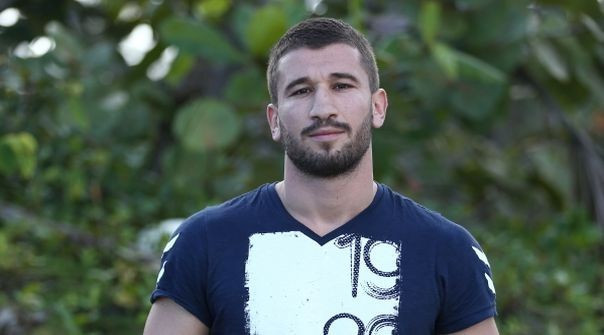 Adada aşk iddiası Adem ile Sabriye sosyal medyayı salladı
