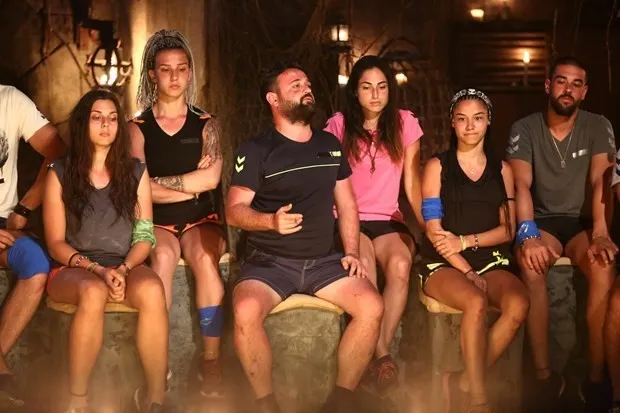 Acun Ilıcalı Survivor'dan paylaştı Sema'nın ayağı...
