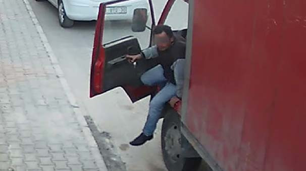 Kameralar tacizciyi yakalattı