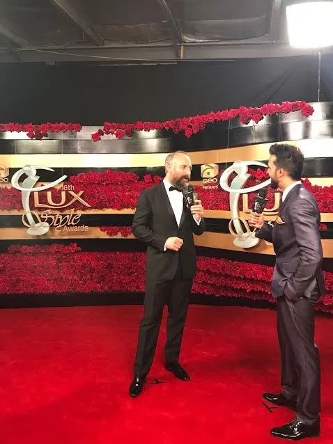 Halit Ergenç'e Pakistan'dan ödül