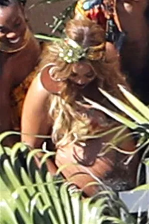Beyonce ikizlerine Afrika temalı baby-shower partisi düzenledi