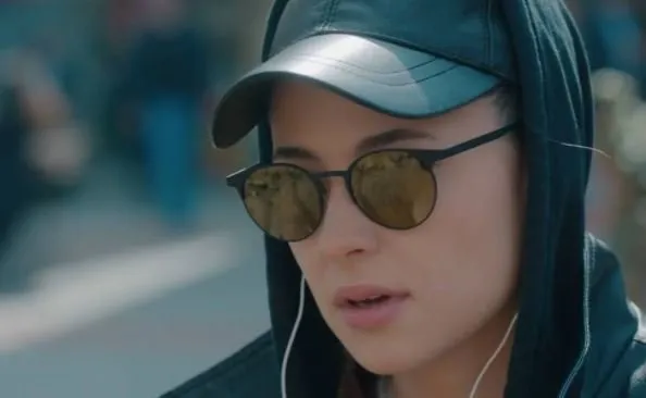 İçerde'nin Fulya'sı Esra Kılıç'a bakın fotoğrafları çok farklı