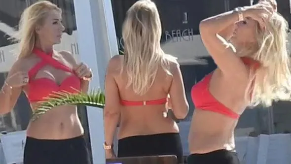 Seda Sayan kırmızı bikinisiyle şezlongda